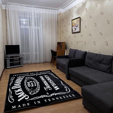 Apartments On Bolshaya Morskaya 65 Nikolayev Εξωτερικό φωτογραφία